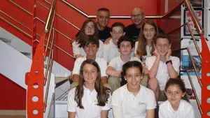 El colegio Santa Teresa de Pamplona lanza un nuevo disco de villancicos protagonizado por 114 alumnos