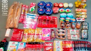 Los 'cazan' al volante con 37 paquetes de embutido robado en supermercados cercanos a Ayegui