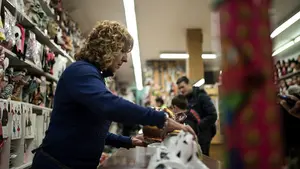 Las tiendas de disfraces vuelven a ser las grandes protagonistas del fin de año en Pamplona