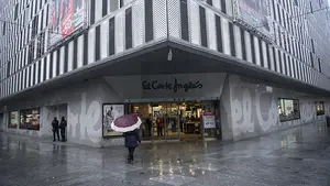 El Corte Inglés lanza una campaña de moda solidaria para vencer el cáncer infantil