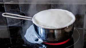 Incendios sin heridos: el fuego y el humo se apoderan de dos locales hosteleros en Pamplona