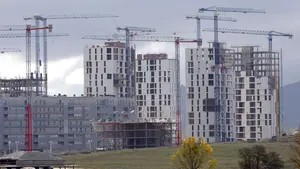 El Gobierno de Navarra podrá expropiar viviendas que lleven dos años desocupadas