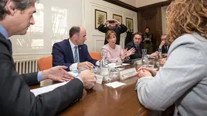 La consejera del Gobierno de Urkullu, Arantxa Tapia, vuelve a reírse de Navarra: "Pamplona también es vasca"