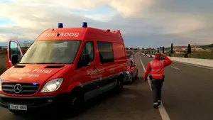 Dos conductores heridos en la Ribera al impactar un turismo contra un tr&aacute;iler