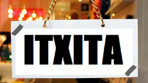 Los comerciantes a Asirón: "Cuando tenga que cerrar mi tienda ya pondré el cartel de itxita"