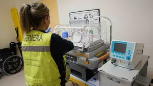 Navarra adquiere una incubadora para el traslado urgente de beb&eacute;s con necesidad de soporte vital avanzado