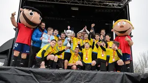El futuro más prometedor del fútbol navarro, premiado en Tajonar con el reparto de trofeos