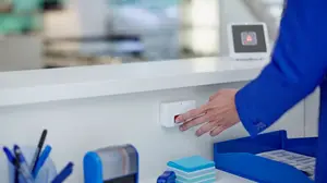 Exigen que se implante ya en Navarra el botón antipánico  frente a agresiones a funcionarios