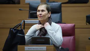 Un libro recoge como la familia de Uxue Barkos se hizo millonaria por sus negocios durante el franquismo