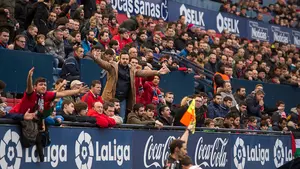 El colectivo Sadar Bizirik anima a los aficionados rojillos a viajar a Huesca sin entrada