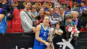 La navarra María Asurmendi gana la Copa de la Reina con el Perfumerías Avenida 