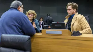 Bildu ve en la OPE educativa demasiadas plazas en castellano cuando más de la mitad son en euskera