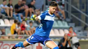 El portero navarro Roberto Santamaría ficha por la SD Huesca hasta final de temporada