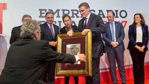 El directivo de una compañía de la Ribera de Navarra recibe el Premio Empresario del Año 2017
