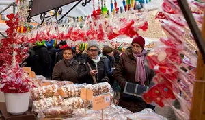 Roscos y dulces por San Blas: regresa el clásico mercadillo de puestos a las calles de Pamplona