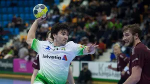 El central del Helvetia Erik Balenziaga conocerá este lunes el alcance de su lesión