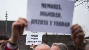 Las víctimas de ETA muestran su preocupación por el "panorama político" en Navarra y llaman a "aislar" a Bildu