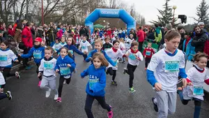 'La Carrera de los valientes': la fiesta navarra del running en favor de la lucha contra el cáncer infantil