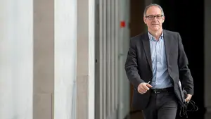 Bildu se cabrea con el Gobierno foral por generar "obligaciones" para que llegue a Navarra la alta velocidad