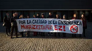 Los trabajadores de Educaci&oacute;n inician movilizaciones para pedir a Solana que revierta los recortes