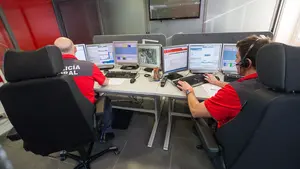 Los '40 principales' del terror en las carreteras: así es la nueva unidad de la Policía Foral encargada de vigilarlos