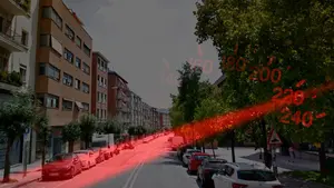 Insensato al volante: conduce por una zona de Pamplona atestada de peatones y coches a 117 km/h