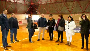 Los parlamentarios debaten el futuro del Polideportivo Ciudad de Tudela: reformarlo o construir uno nuevo