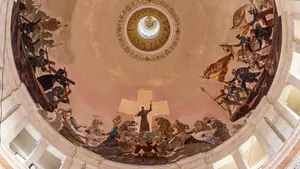 Se levanta una plataforma en contra del derribo de los Caídos: "Sería una amputación de un hito de Pamplona"