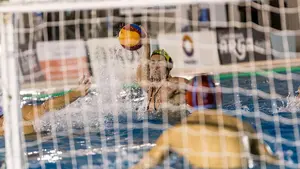Jornada histórica: el Waterpolo Navarra consigue la permanencia en la Liga Premaat