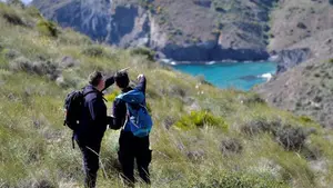 La búsqueda de Gabriel llega hasta la finca de familiares del detenido por acosar a la madre del niño