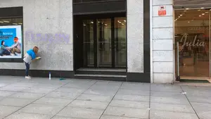 La imagen de la 'resaca' de una histórica huelga feminista que demuestra que la sociedad aún tiene que cambiar