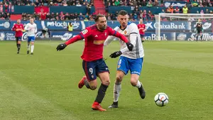 Varapalo en Osasuna: el Deportivo abona la clausula de rescisión y se lleva al delantero Quique González