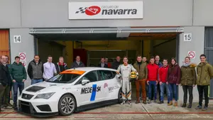 El equipo de Mikel Azcona estrena coliderato en el mítico circuito belga de Spa