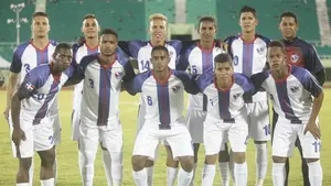Tano Bonnín es titular y capitán de la República Dominicana en su triunfo ante Islas Turcas