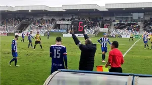 Goleados en Lasesarre: el Izarra no ofrece resistencia y se hunde ante el Barakaldo