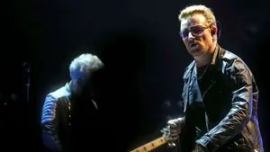 Pases a 900 euros para ver a U2: bajo lupa una plataforma de entradas por posibles abusos