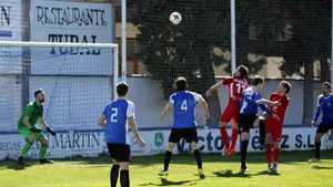 La Peña Sport gana con claridad al Burgos CF y se agarra a la deseada permanencia