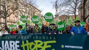 Las víctimas urgen al Gobierno a que frene el panfletario radical que blanquea el terrorismo de ETA