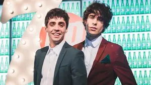 Javier Ambrossi abandona Twitter tras la oleada de cr&iacute;ticas a su amiga, la influencer Dulceida