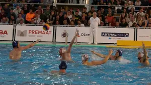 Pamplona acoge el gran espectáculo del waterpolo con triunfo de España sobre Hungría