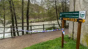 Se eleva en Pamplona la alerta por el crecimiento del Arga y se prohíbe estacionar en las zonas inundables