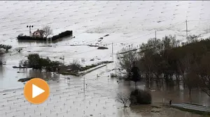 Donde el agua no llega: así se ven desde el cielo las inundaciones que han cubierto Navarra