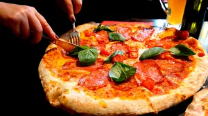 Una famosa cadena de pizzerías estrena un nuevo local en un barrio de Pamplona