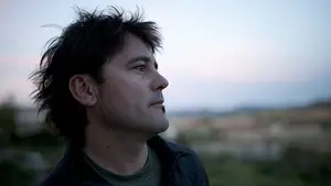 Un director navarro conquista el festival de cine de San Sebastián y gana el premio del público