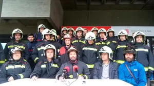 Un nuevo frente contra Barkos: los bomberos le reclaman la habilitación para poder conducir ambulancias