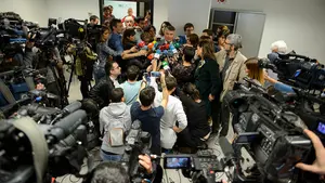 El abogado de 'La Manada' contra la indignación: pide calma a "políticos surferos" que buscan votos