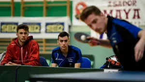 Gran jornada para el tenis de mesa de Oberena: dos triunfos vitales para el club navarro