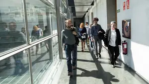 Propuesta insuficiente: los interinos denuncian "discriminaciones" de Solana a la hora de conservar sus notas