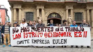 El Ayuntamiento de Pamplona se solidariza con la familia de un subcontratado que murió en un accidente