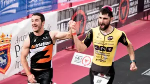 Las mejores imágenes del IV Half Triatlón celebrado en Pamplona
